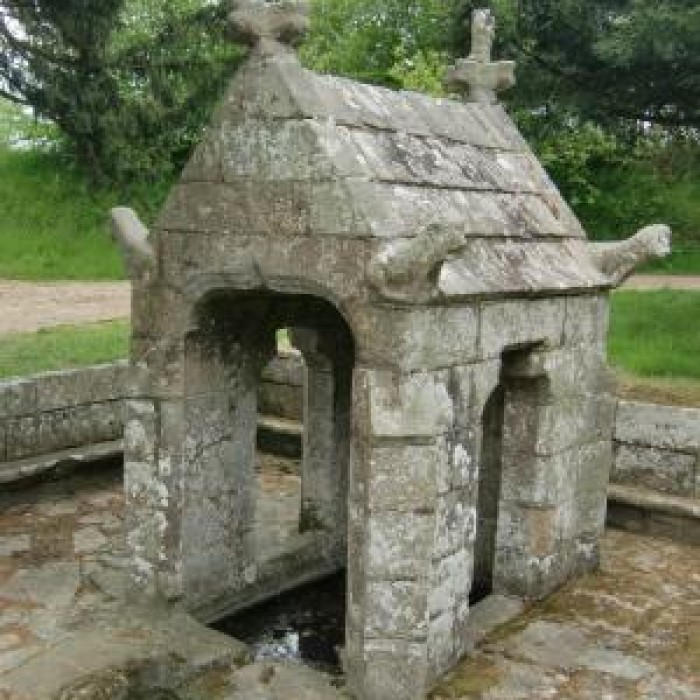 Photo de Fontaine Saint-Sylvestre de Plouzélambre