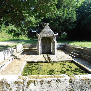 Fontaine Saint-Sylvestre de Plouzélambre