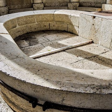 Fontaine-lavoir de Loray