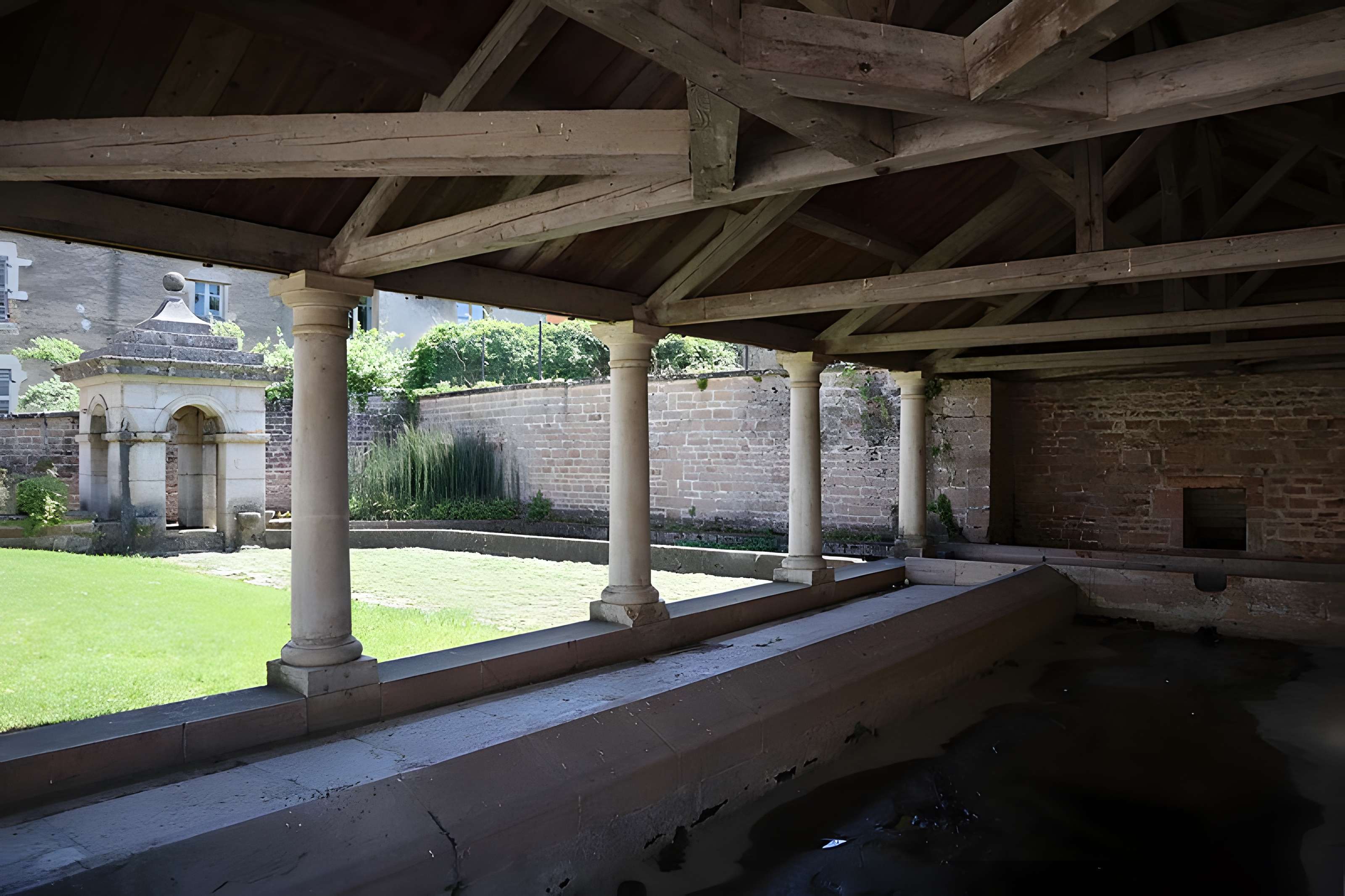 Fontaine-lavoir de Peintre