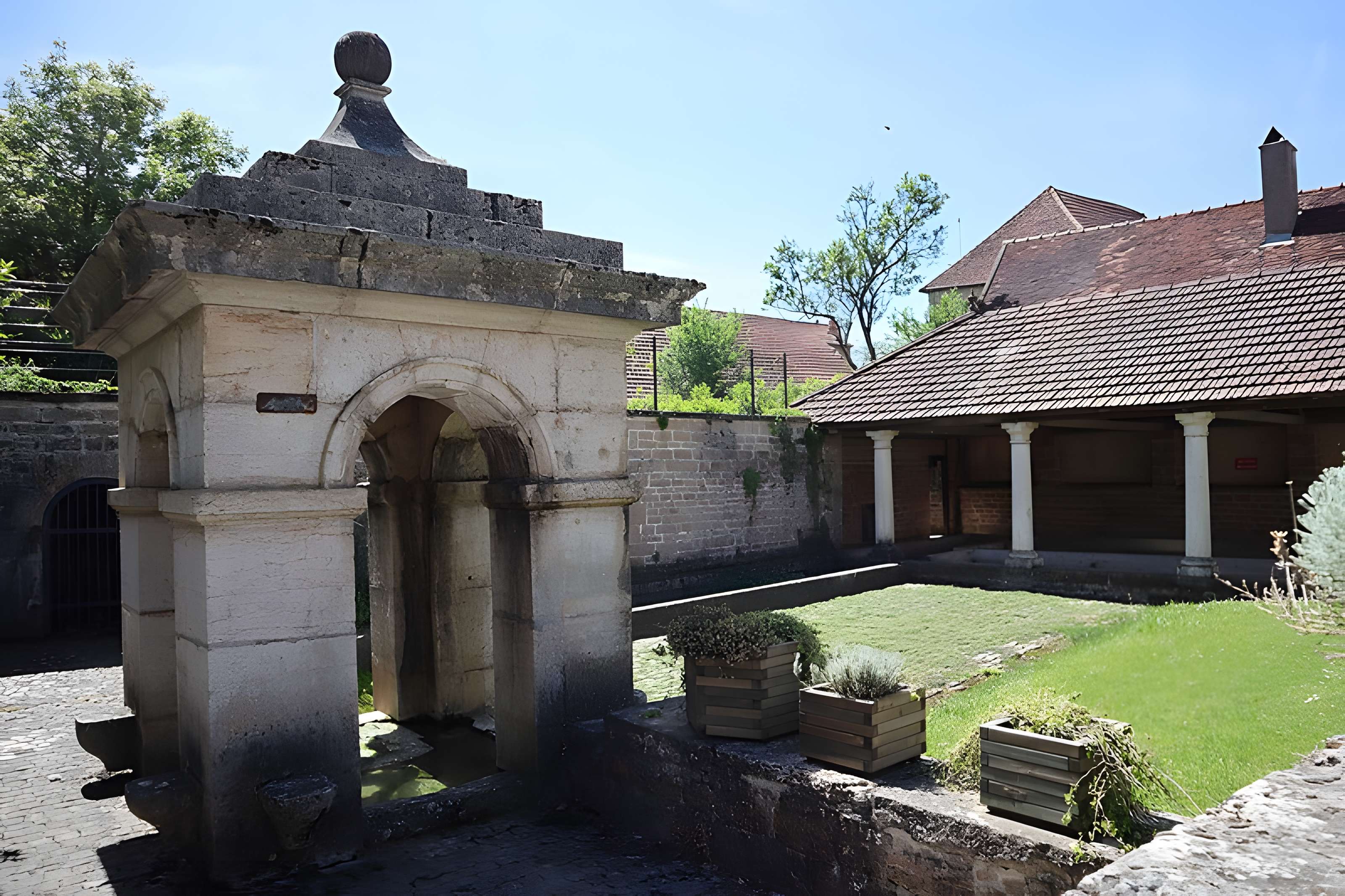 Fontaine-lavoir de Peintre