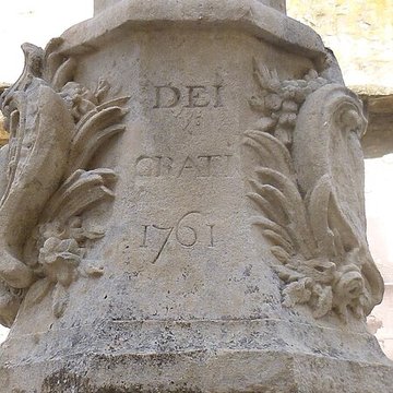 Fontaine du Pélican de Pernes-les-Fontaines