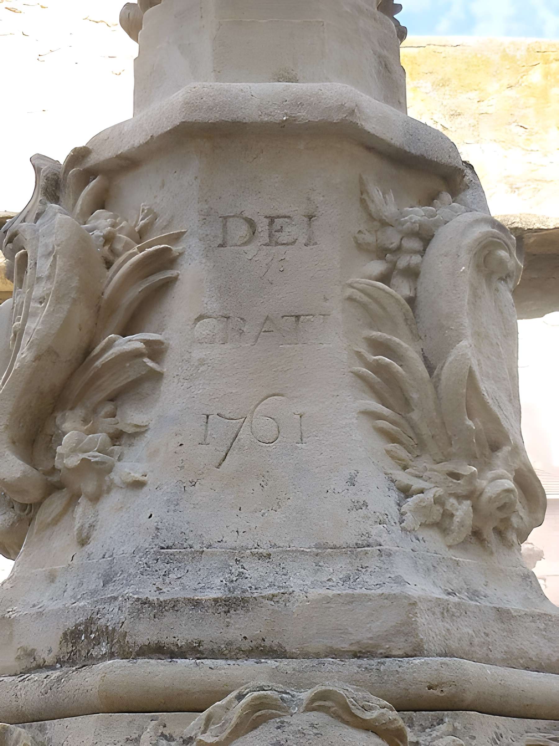 Fontaine du Pélican de Pernes-les-Fontaines