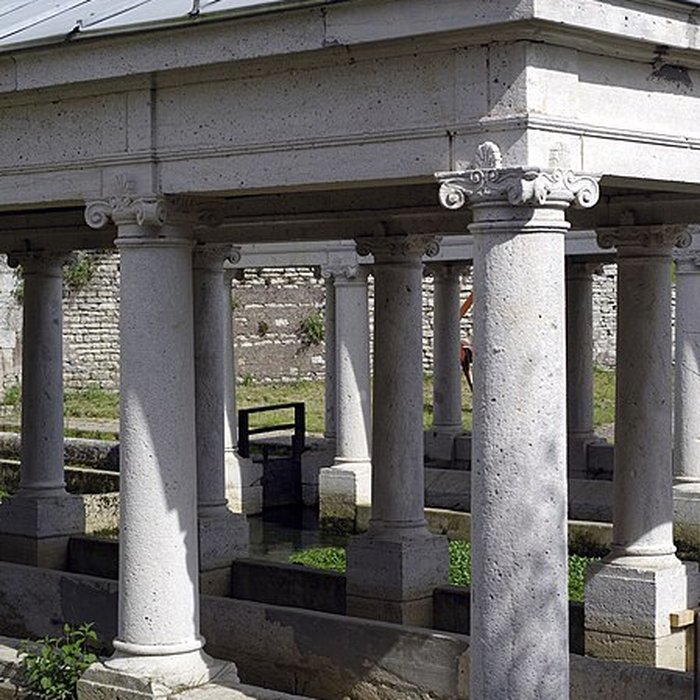 Photo de Fontaine et Lavoirs dÉtuz