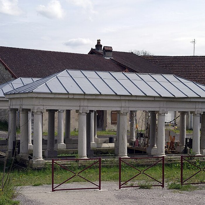 Photo de Fontaine et Lavoirs dÉtuz