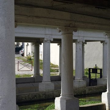 Fontaine et Lavoirs dÉtuz