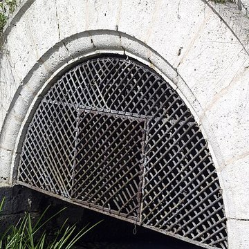 Fontaine et Lavoirs dÉtuz