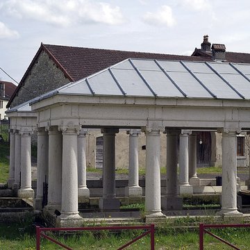 Fontaine et Lavoirs dÉtuz