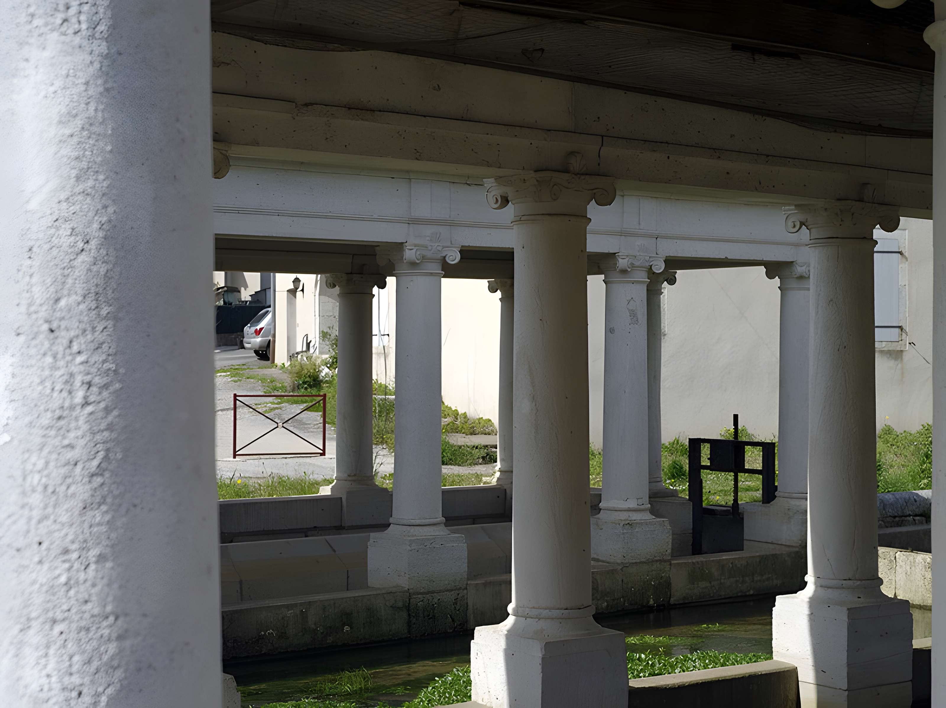 Fontaine et Lavoirs d'Étuz