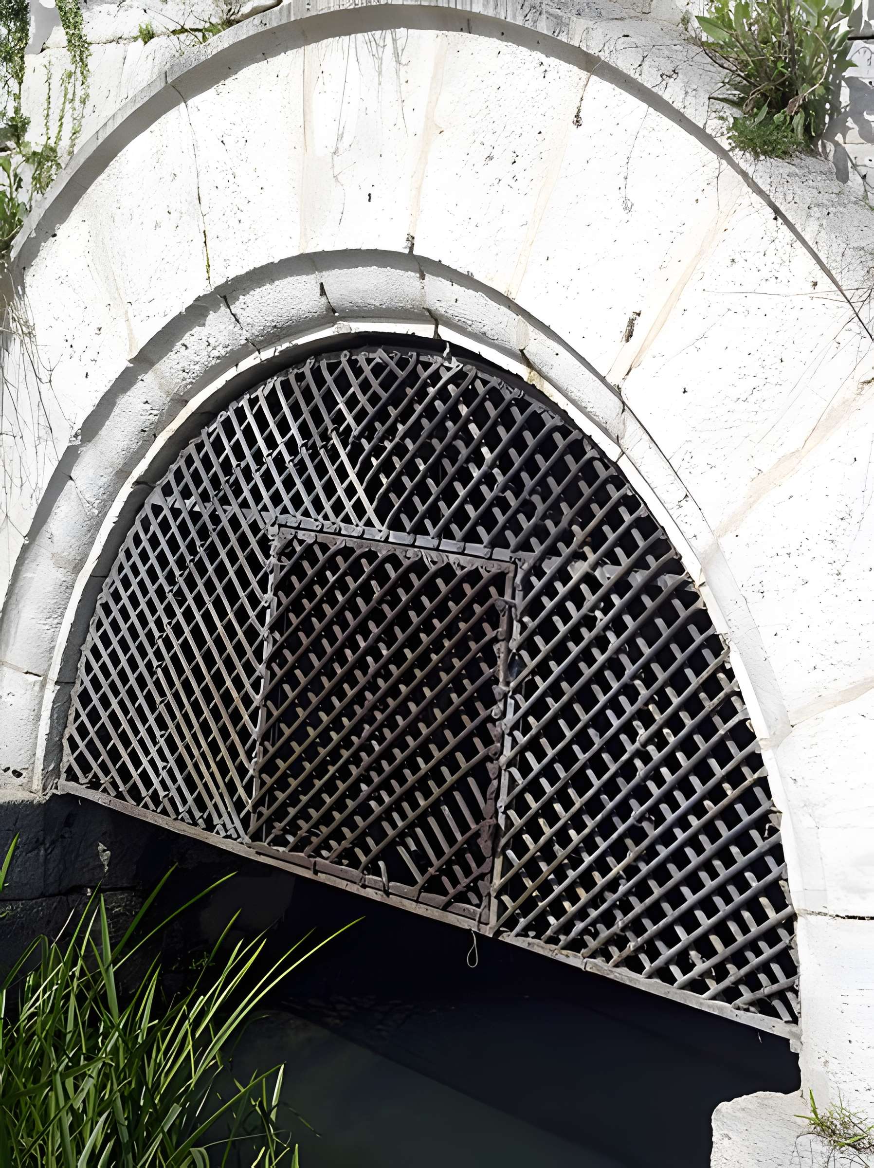 Fontaine et Lavoirs d'Étuz