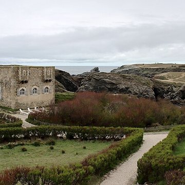 Fort Sarah Bernhardt
