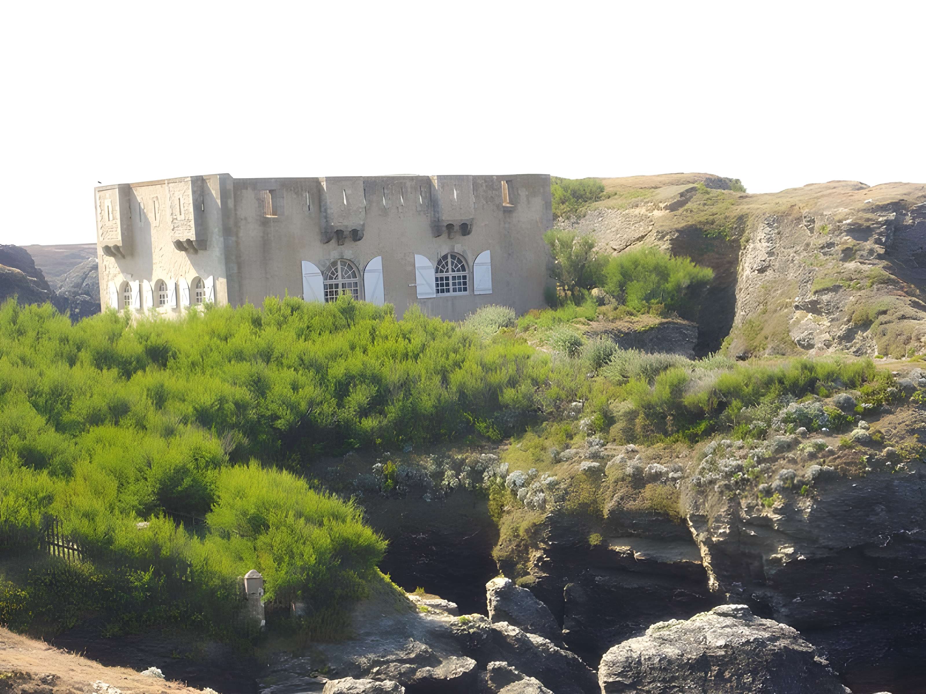 Fort Sarah Bernhardt