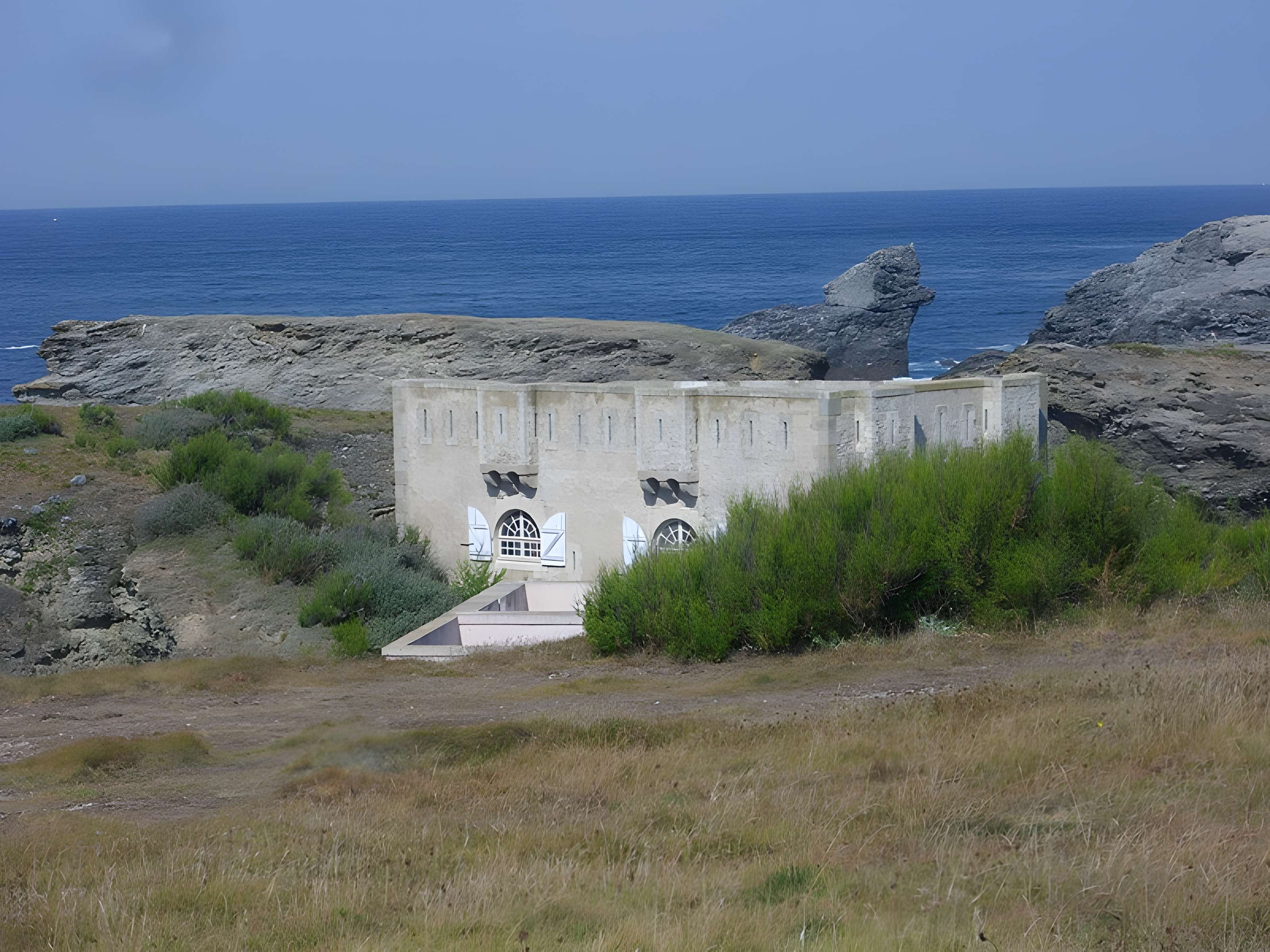 Fort Sarah Bernhardt