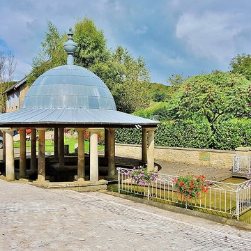 Fontaine-lavoir de Fontenois-lès-Montbozon
