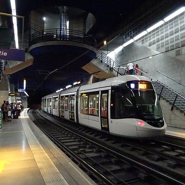 Gare de Rouen-Rive-Droite