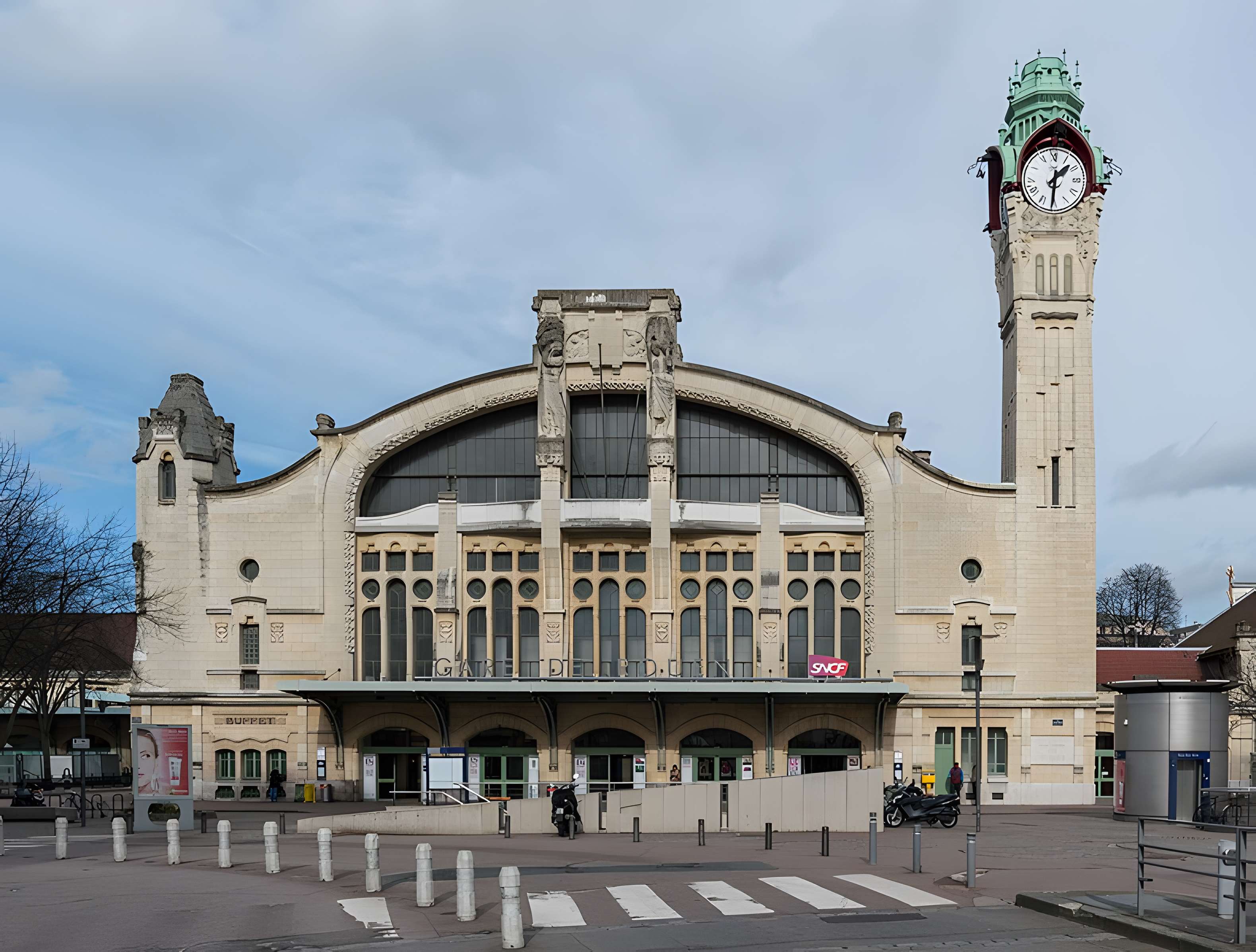 Gare de Rouen-Rive-Droite