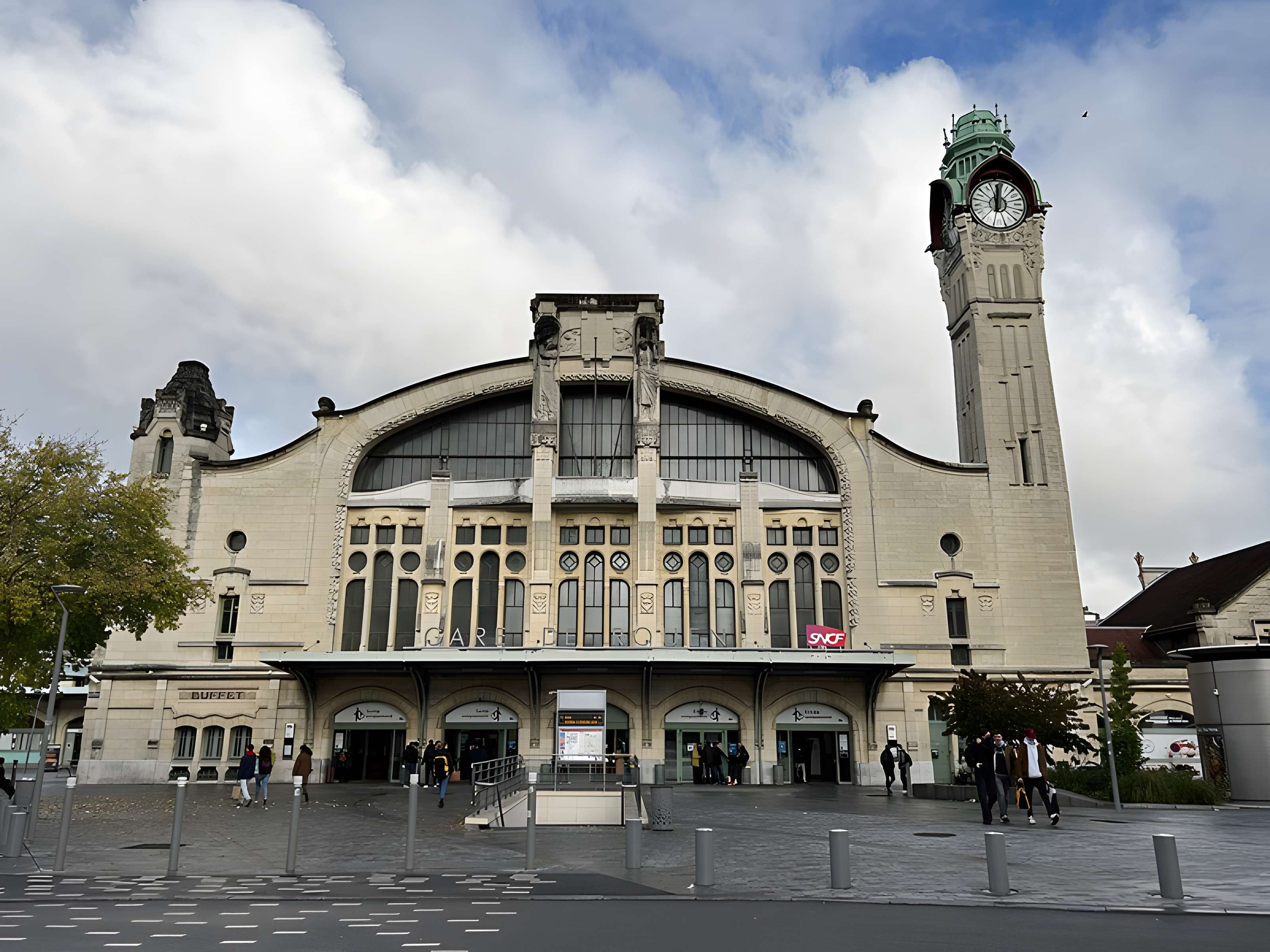 Gare de Rouen-Rive-Droite