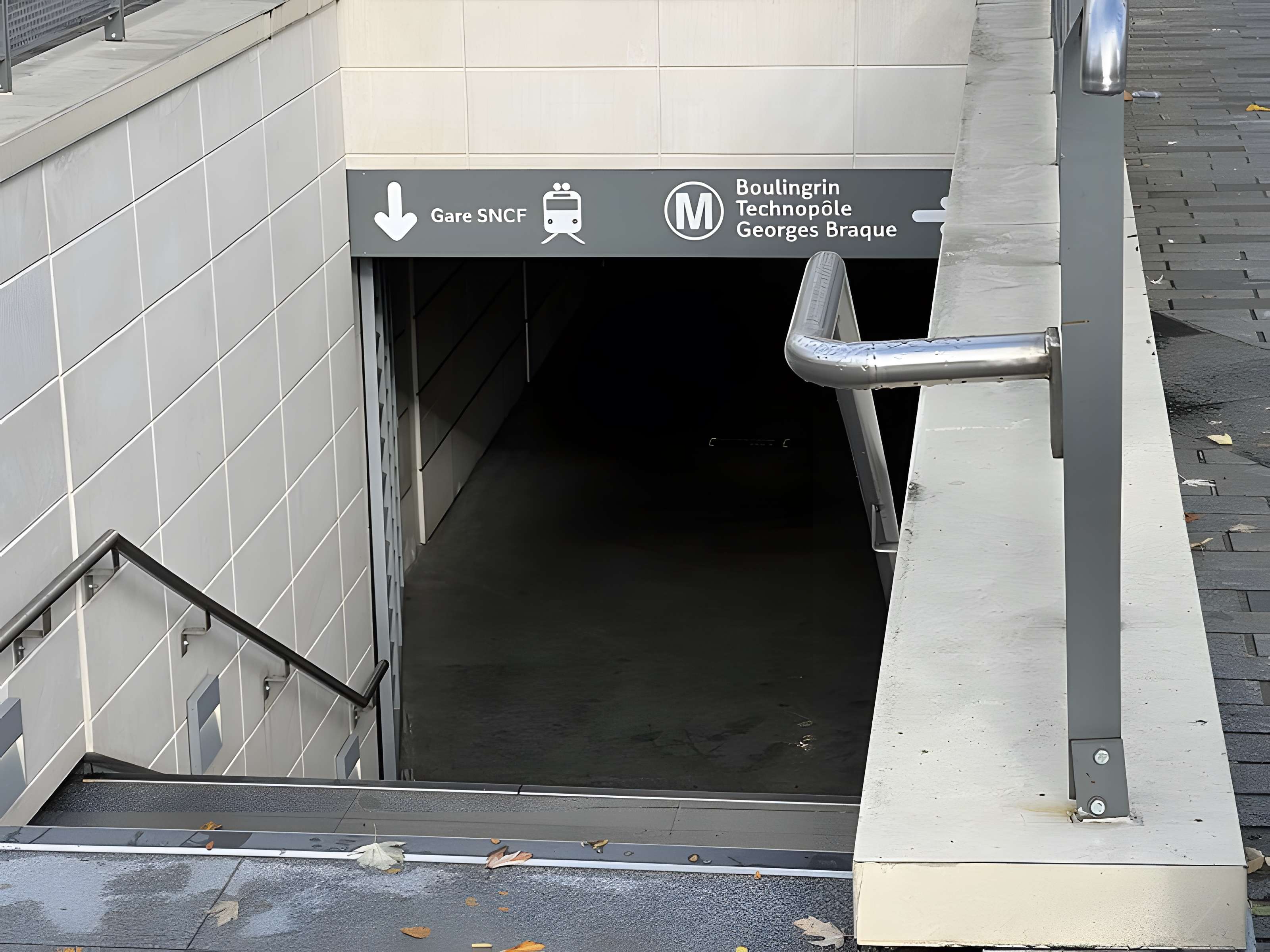 Gare de Rouen-Rive-Droite