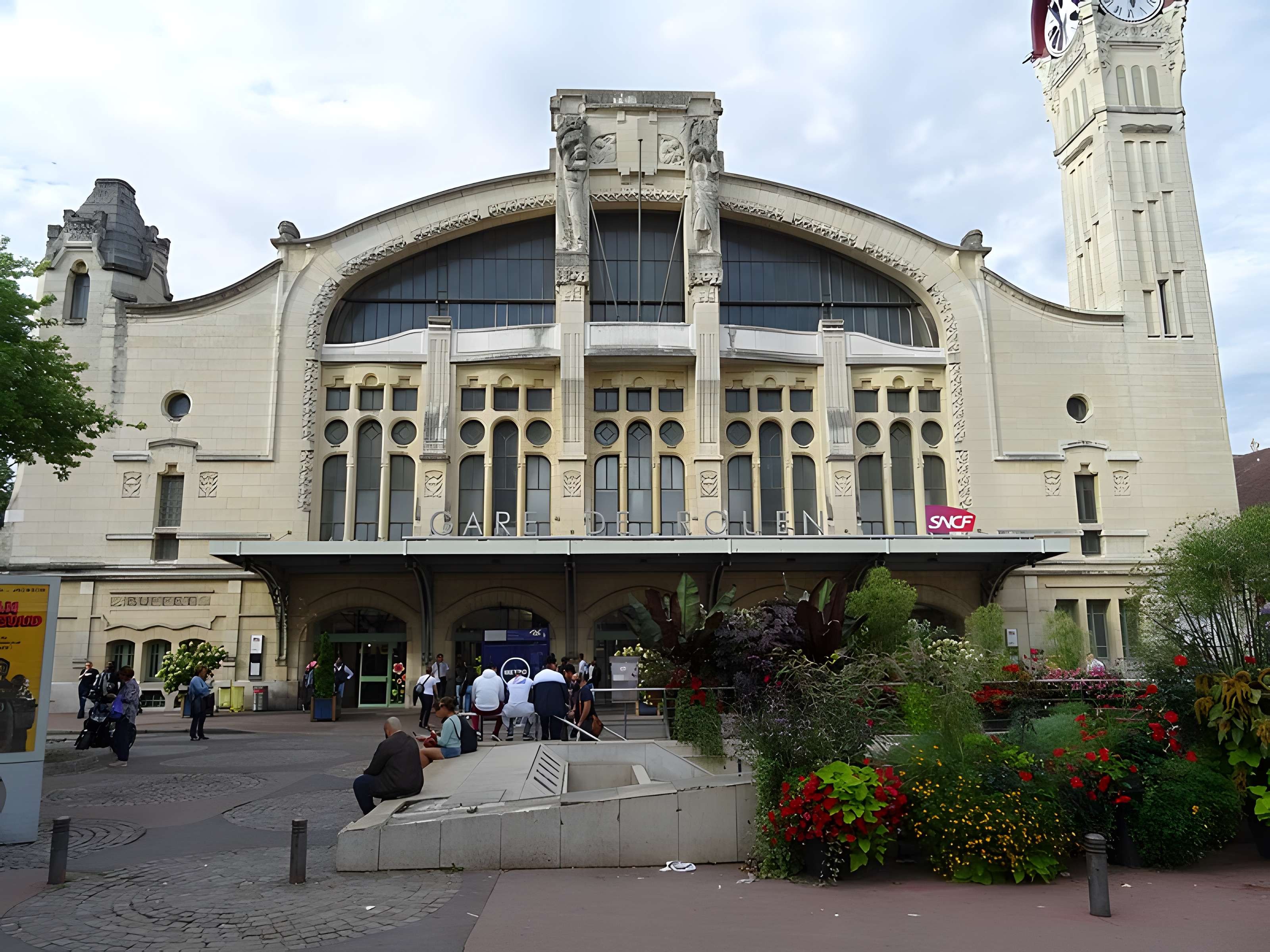 Gare de Rouen-Rive-Droite