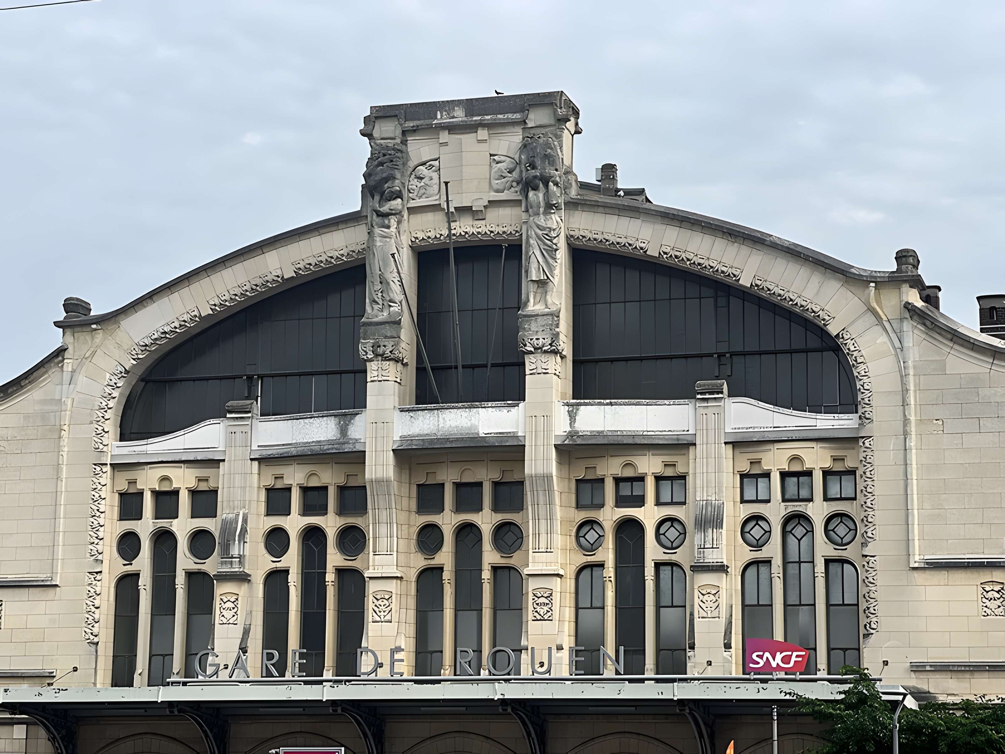 Gare de Rouen-Rive-Droite