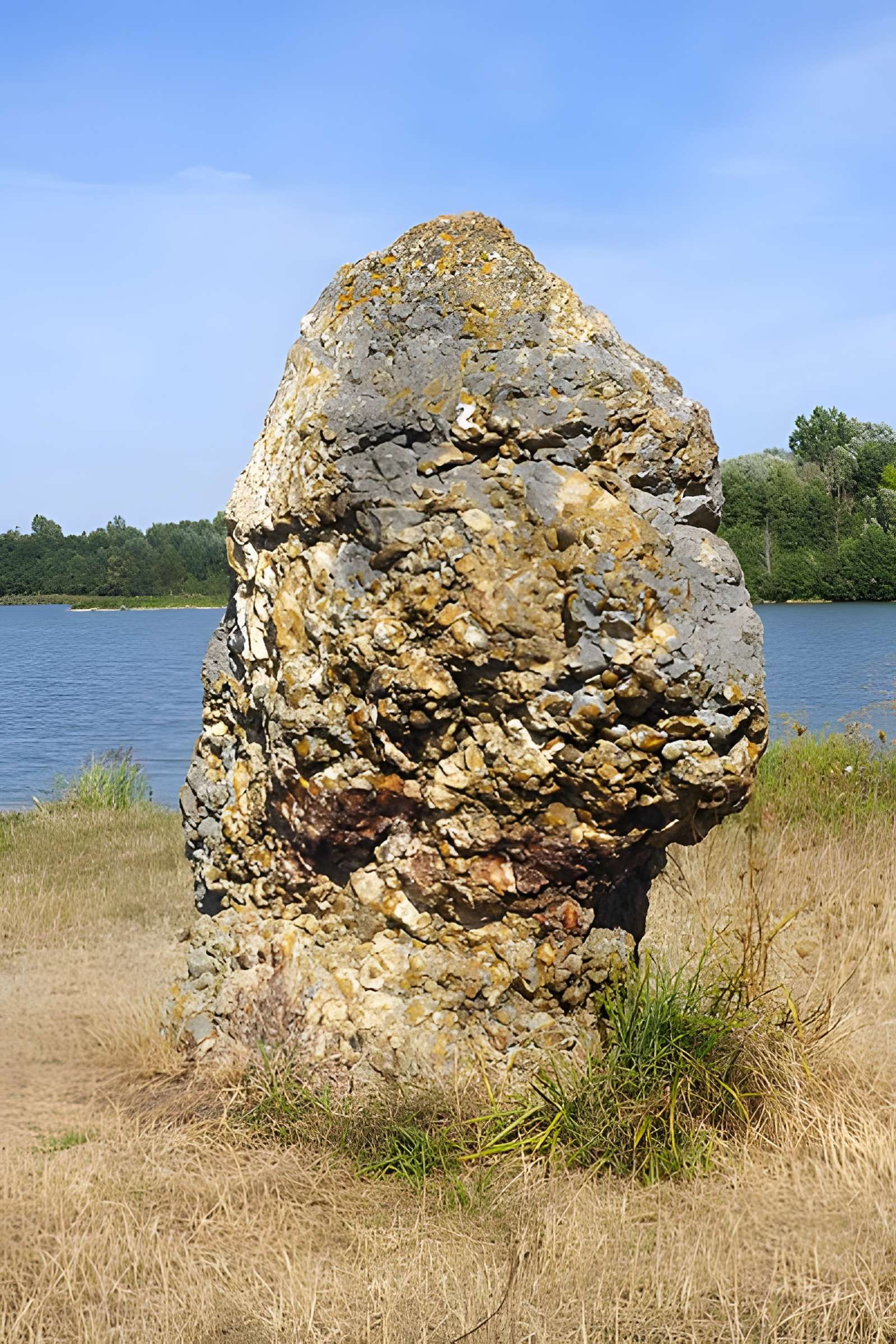 Gisement préhistorique de la Pierre-aux-Fées