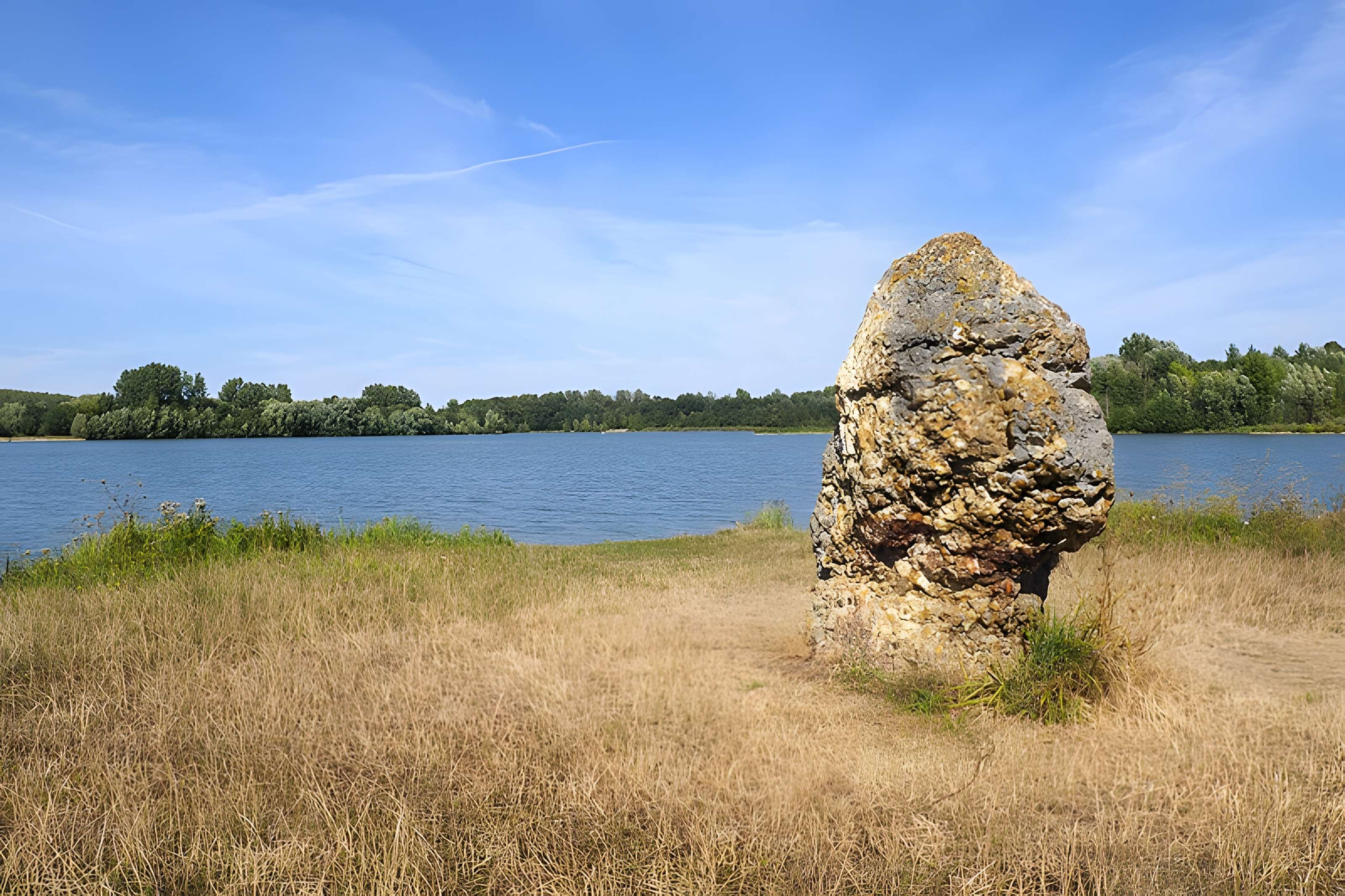 Gisement préhistorique de la Pierre-aux-Fées