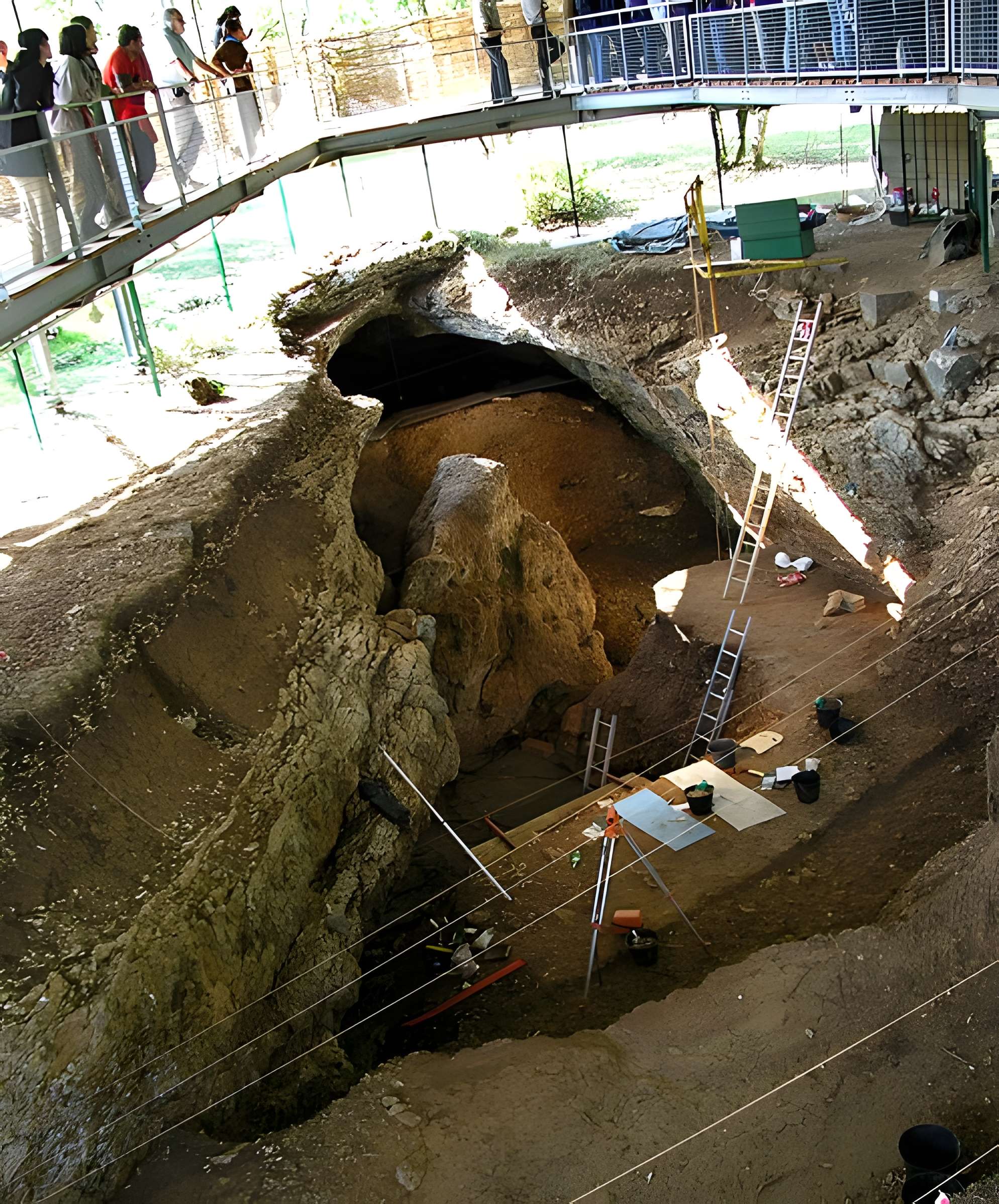 Gisement préhistorique des Fieux à Miers
