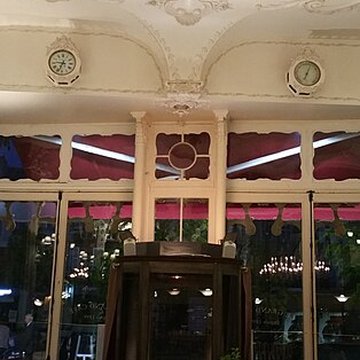 Grand Café de Moulins