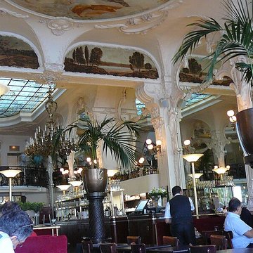 Grand Café de Moulins