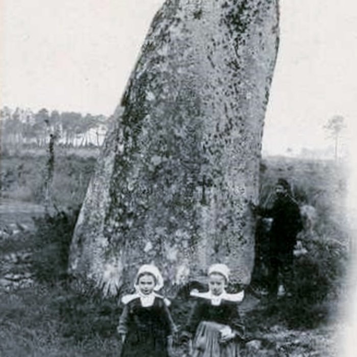 Photo de Grand menhir de Kerangosker à Pont-Aven
