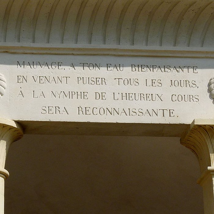 Photo de Fontaine-lavoir de Mauvages