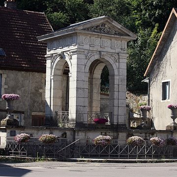 Grande fontaine de Gy