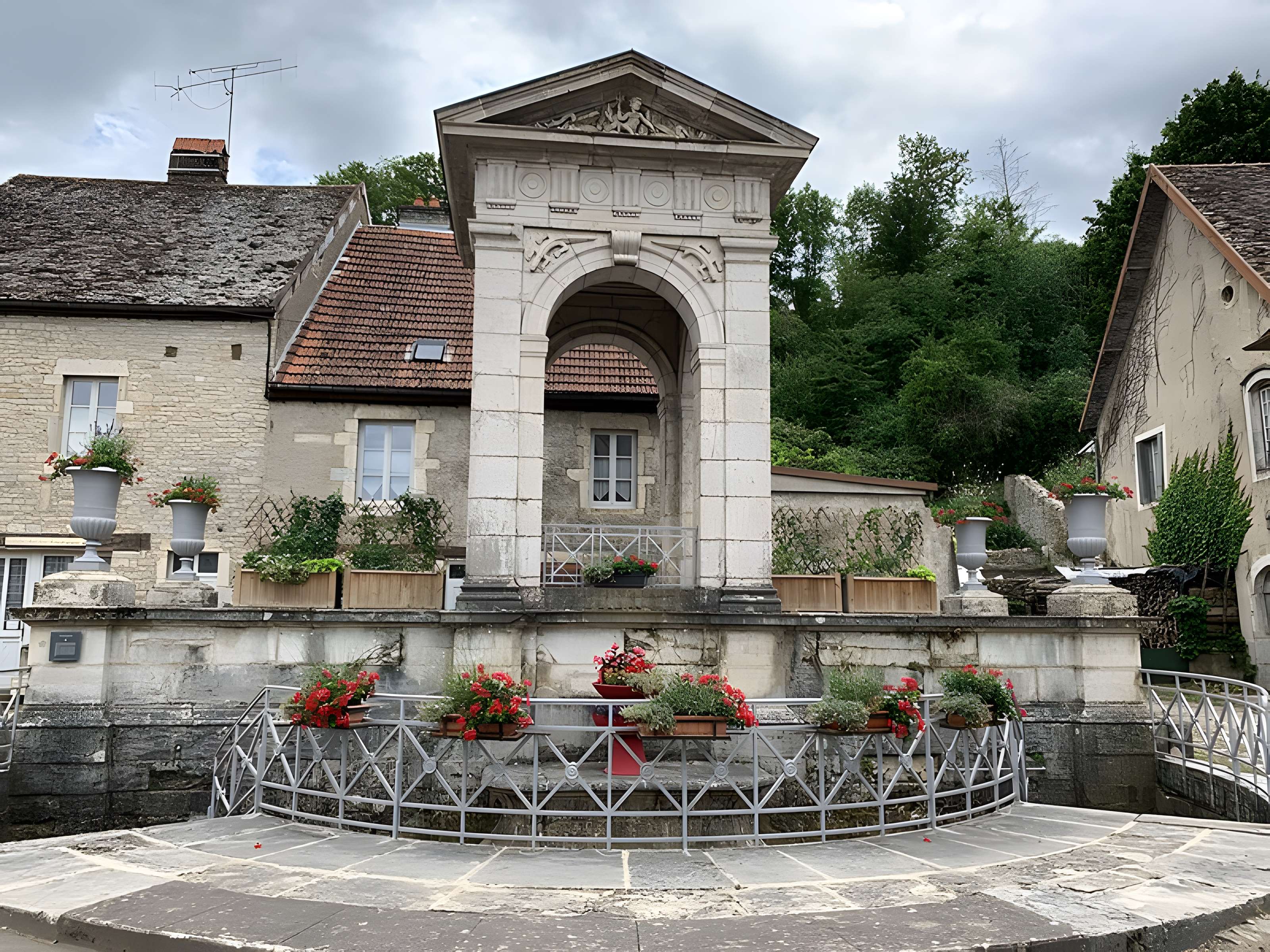 Grande fontaine de Gy