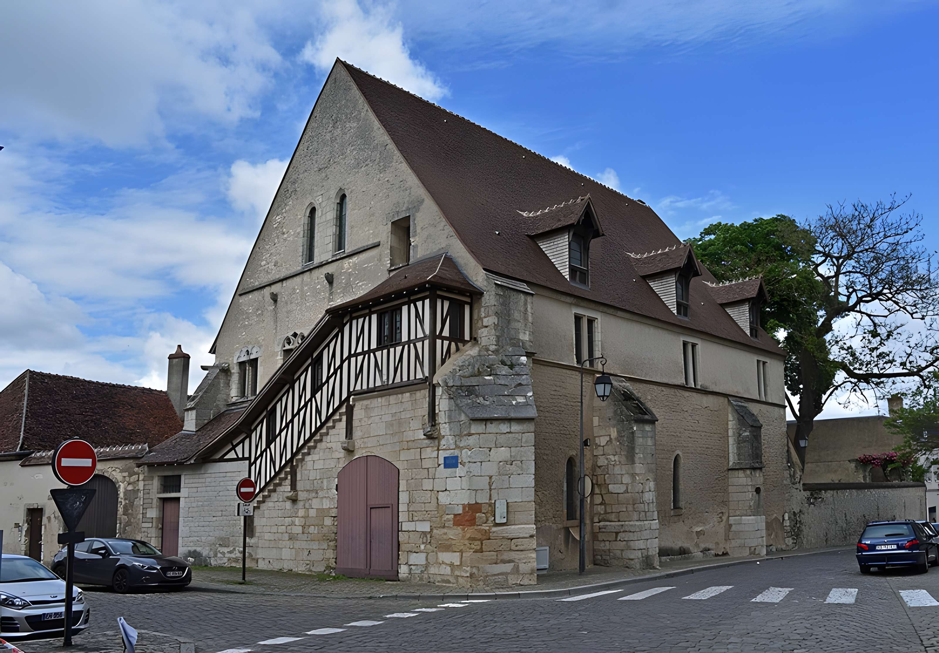 Grange aux dîmes de Bourges