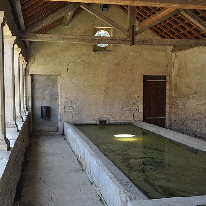 Photo de Fontaine-lavoir de Montagney