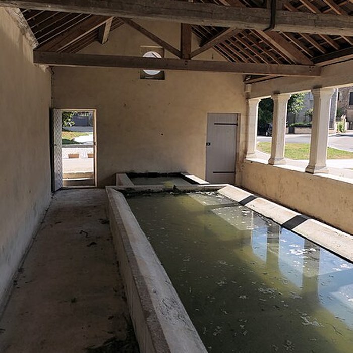 Photo de Fontaine-lavoir de Montagney