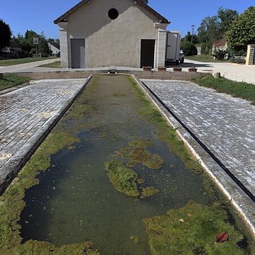 Fontaine-lavoir de Montagney