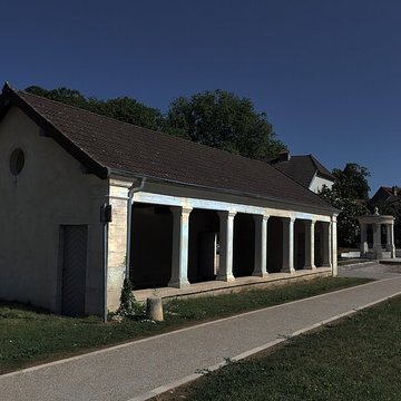 Fontaine-lavoir de Montagney