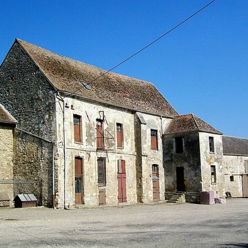 Grange de la ferme de Fourcheret à Fontaine-Chaalis