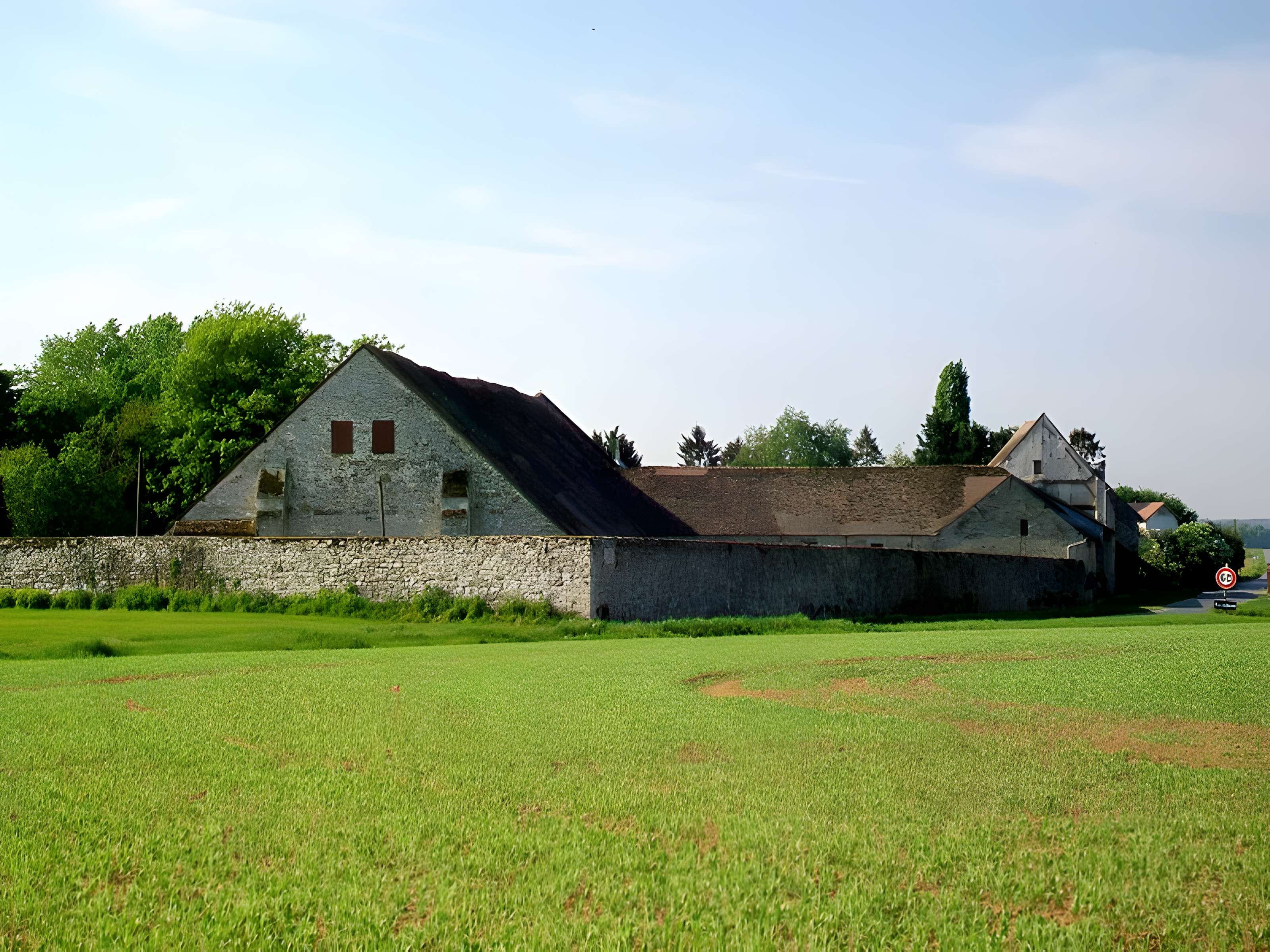 Grange de la ferme de Fourcheret à Fontaine-Chaalis