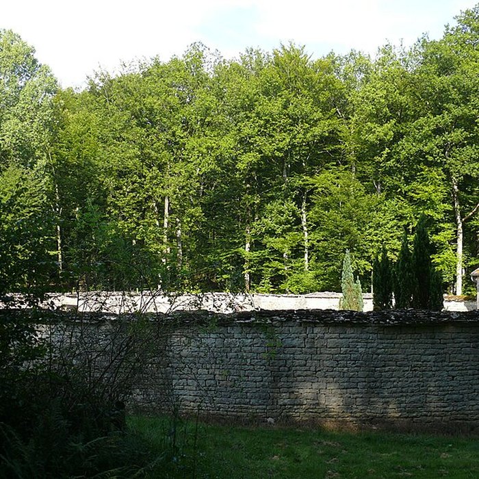 Photo de Fontaine-lavoir de Pennesières
