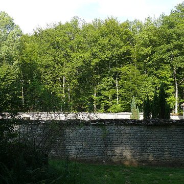 Fontaine-lavoir de Pennesières
