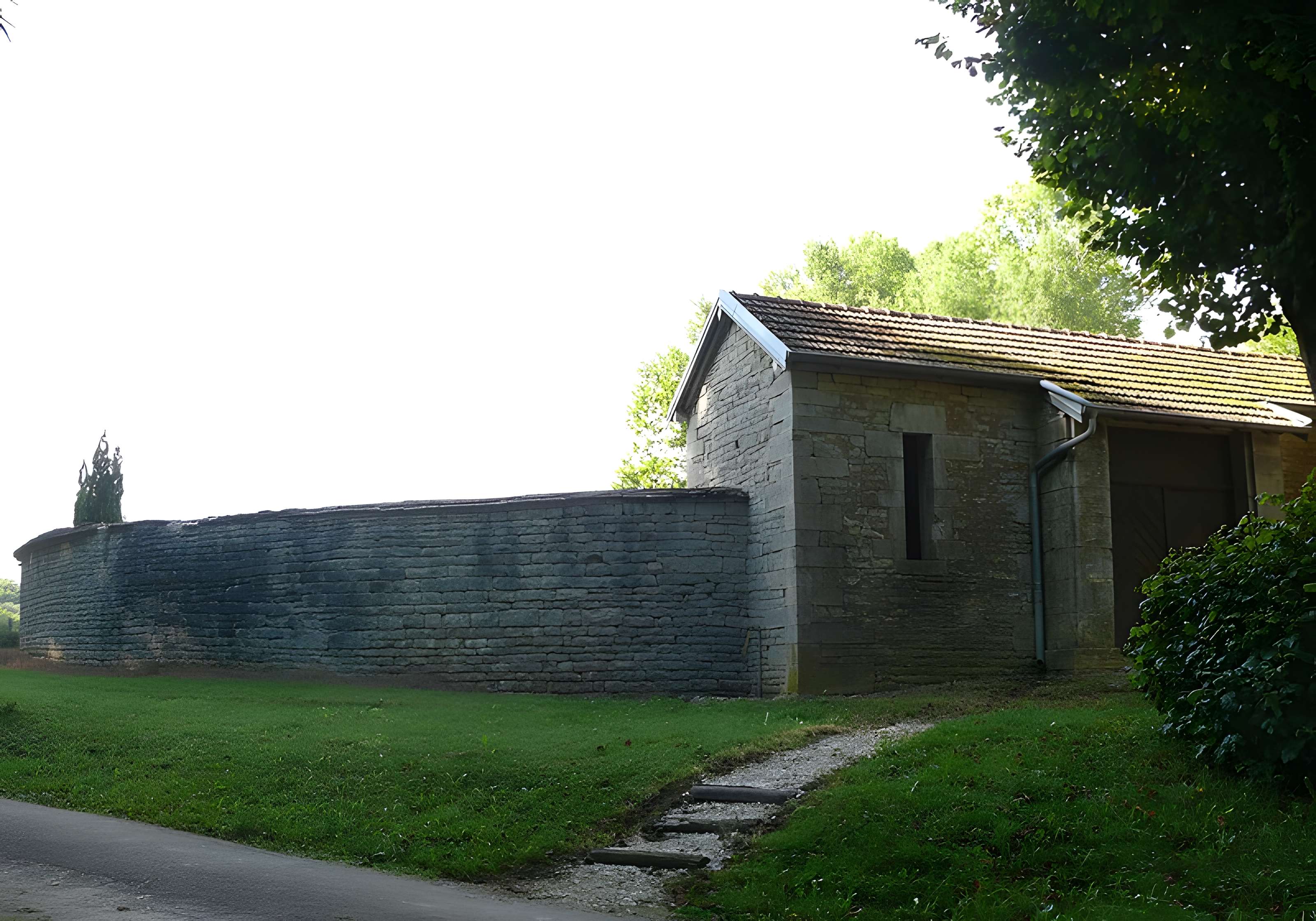 Fontaine-lavoir de Pennesières