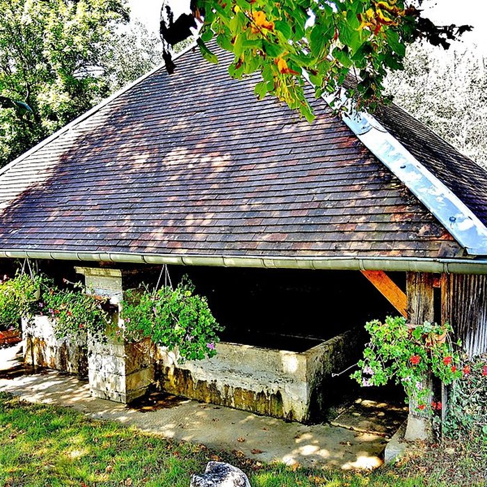 Photo de Fontaine-lavoir dHyèvre-Paroisse
