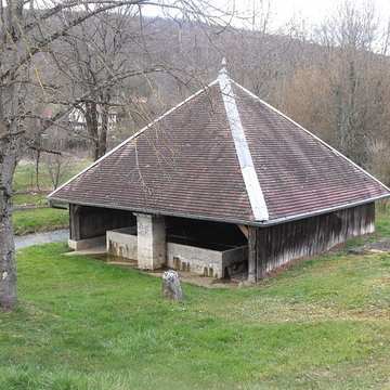Fontaine-lavoir dHyèvre-Paroisse