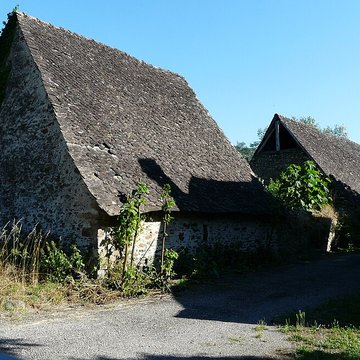 Granges-étables juxtaposées de lHospital à Argentat