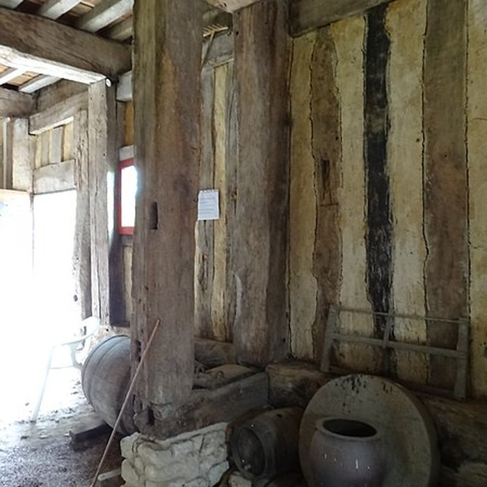 Photo de Grenier à dîmes de Saint-Gilles-de-Livet à Rumesnil