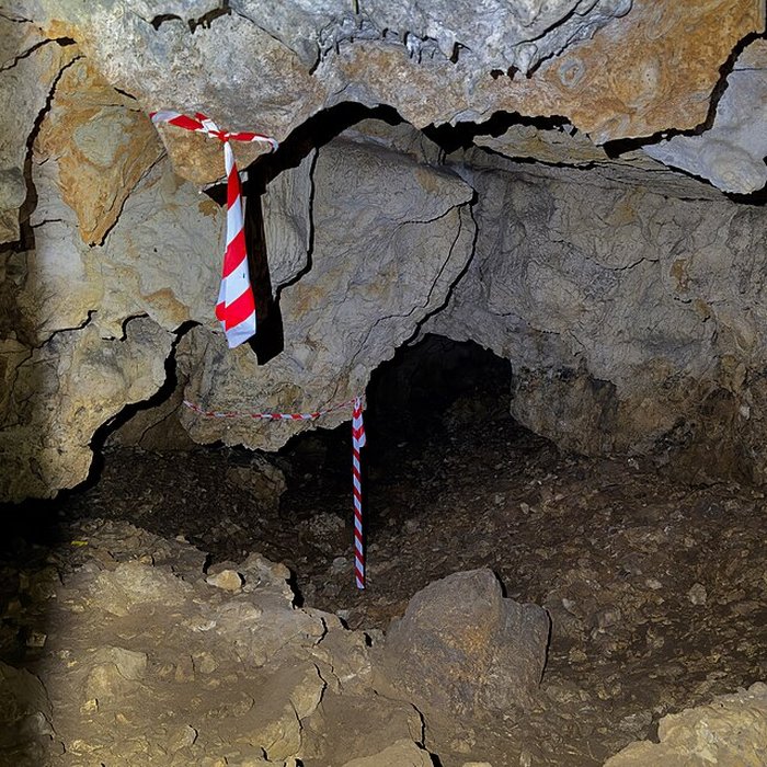 Photo de Grotte aux points dAiguèze