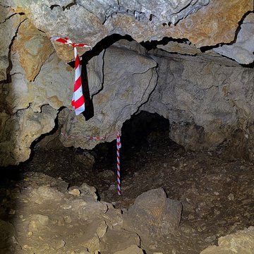 Grotte aux points dAiguèze