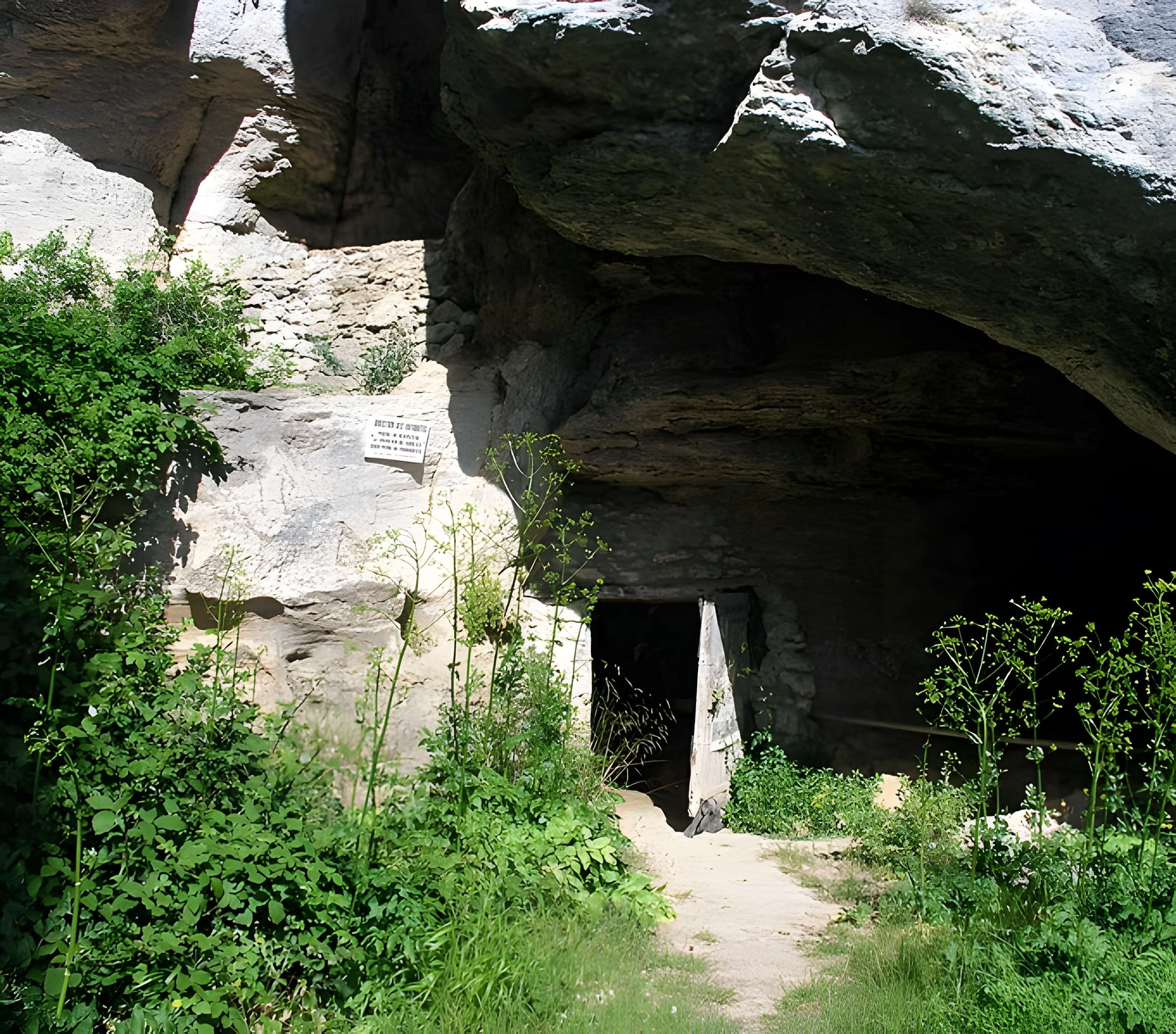 Grotte d'Aldène à Cesseras 